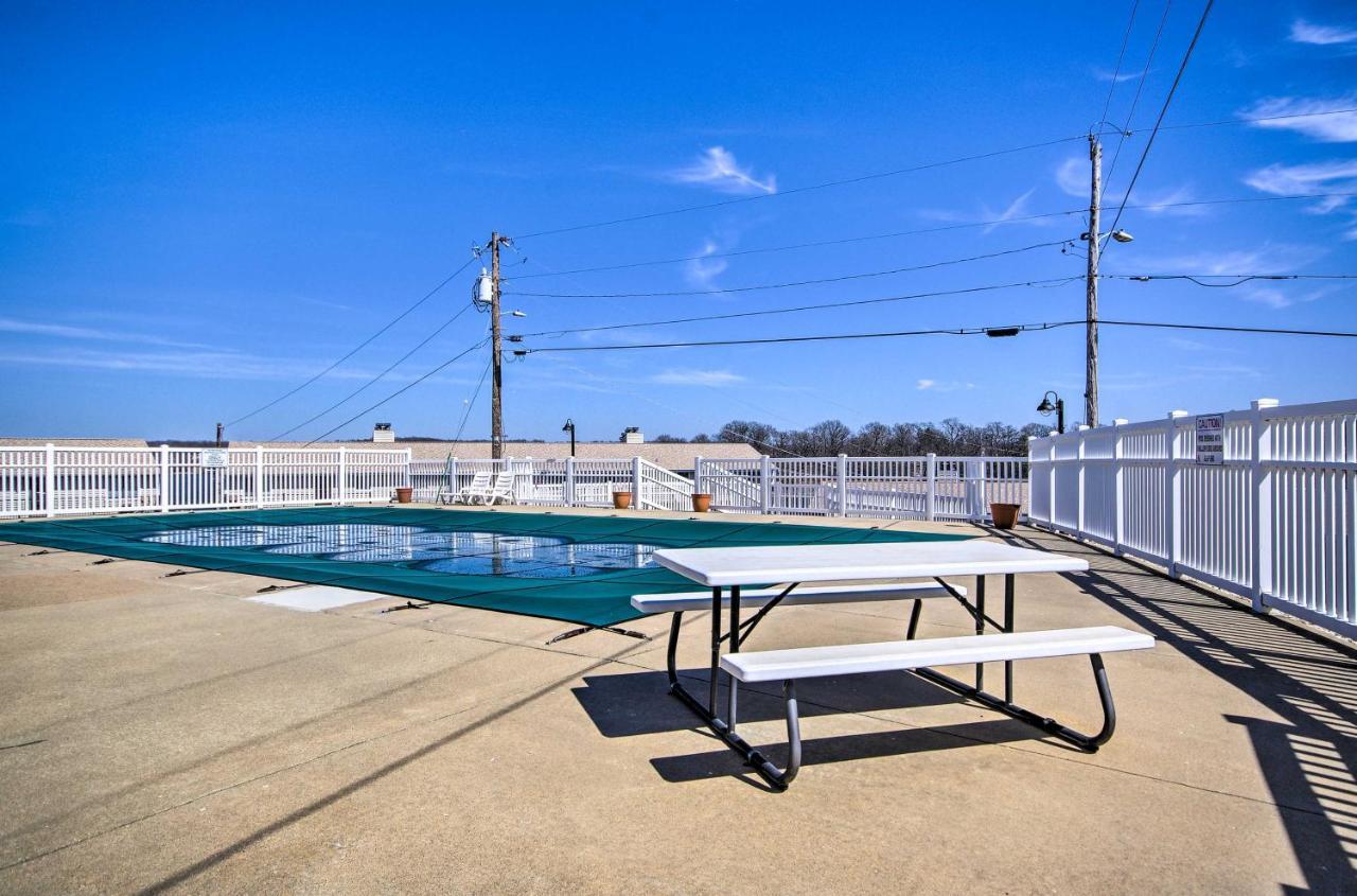 Osage Beach Resort Condo With Community Pool! Kültér fotó